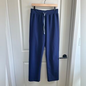 Figs Women’s High Waisted Livingston Basic Scrub Pants in Navy - Medium Tall